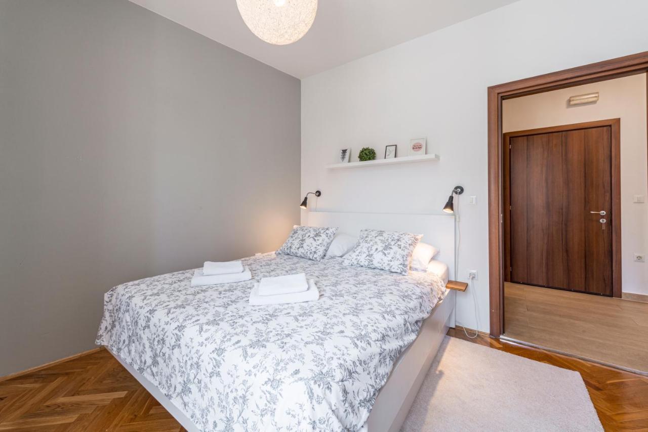 51 Street Apartment Дубровник Екстер'єр фото